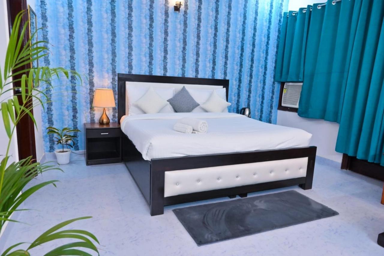 Hotel Wild Rose نيودلهي المظهر الخارجي الصورة